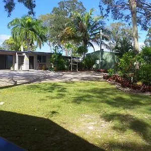 Greenacres / Van Park Motel